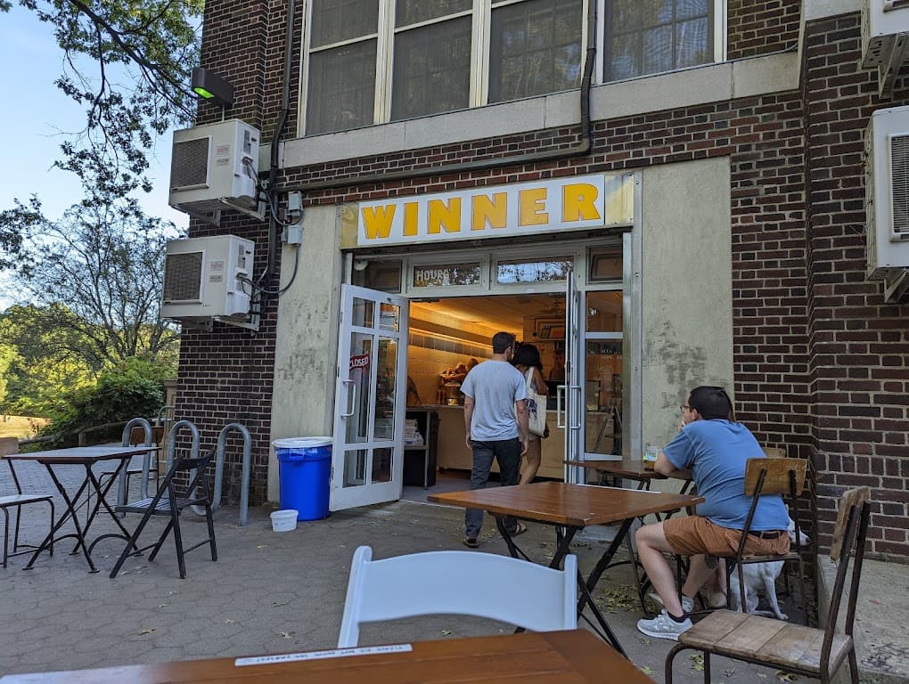 Winner in the Park, Park Slope bar