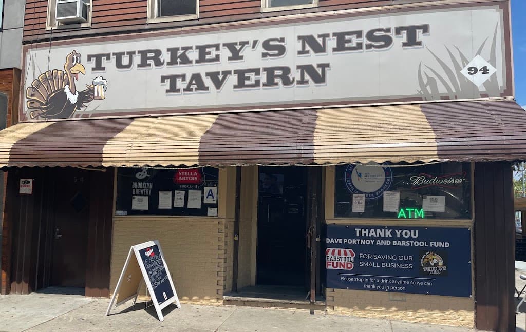 Turkey's Nest, Williamsburg bar