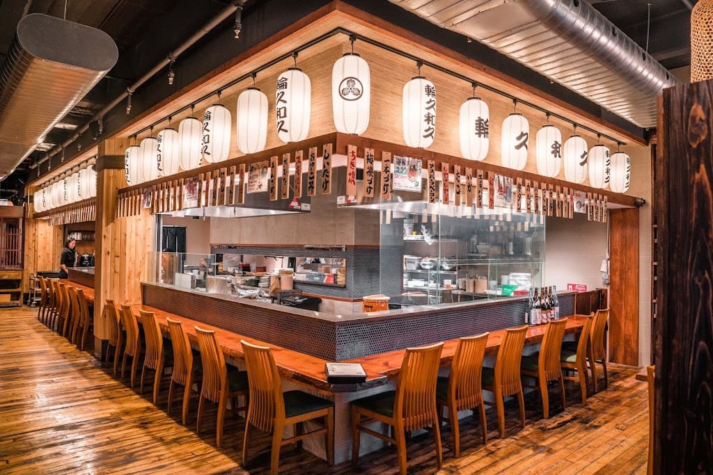 WakuWaku, Sunset Park bar