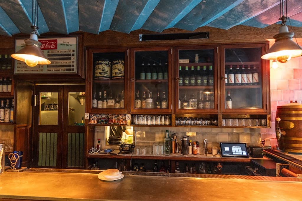 Fred's Dog House, Williamsburg