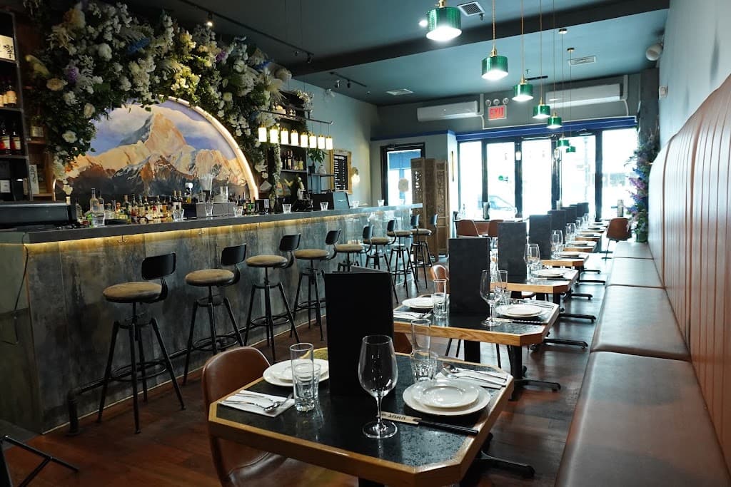 Shan Chinese Restaurant & Bar, Carroll Gardens bar
