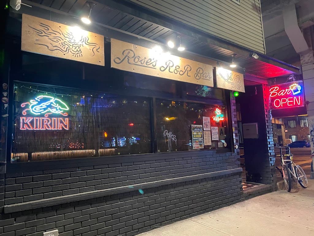 Rose's R&R Bar, a bar & grill in East Williamsburg