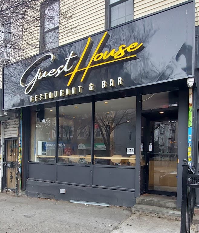 GuestHouse, a bar & grill in East Williamsburg
