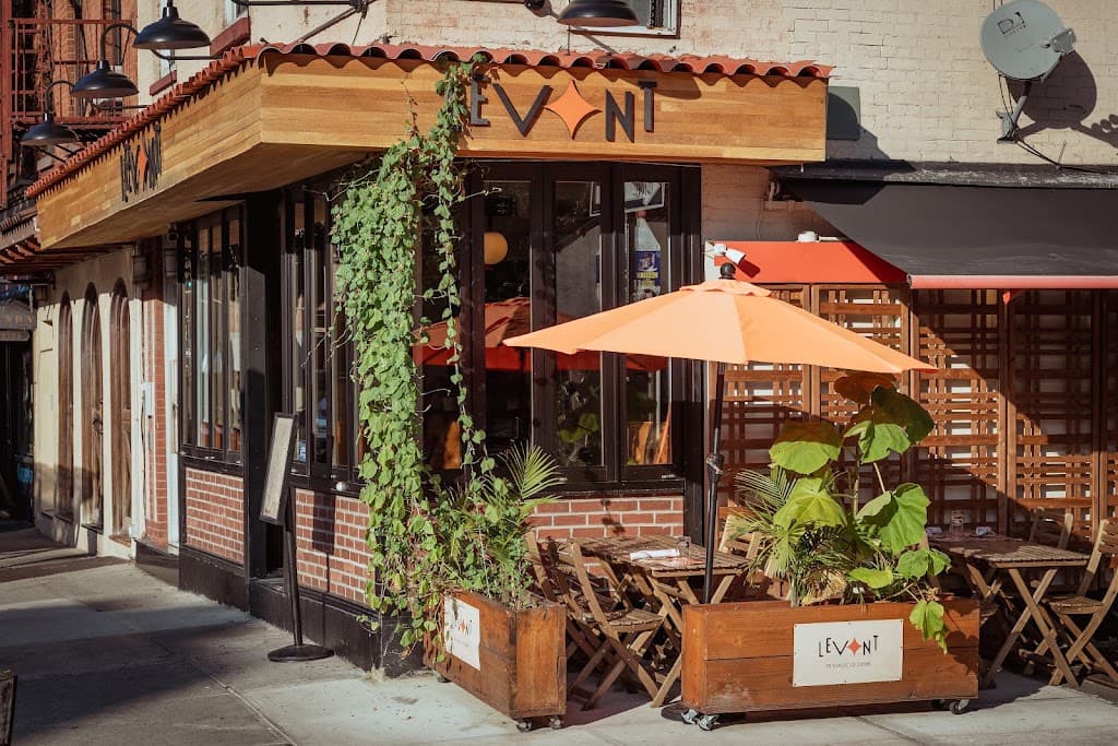 Levant on Smith, a bar in Carroll Gardens