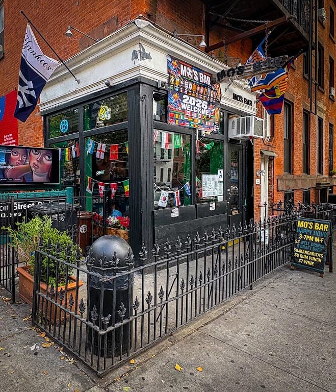 Mo's Bar & Lounge, Fort Greene bar