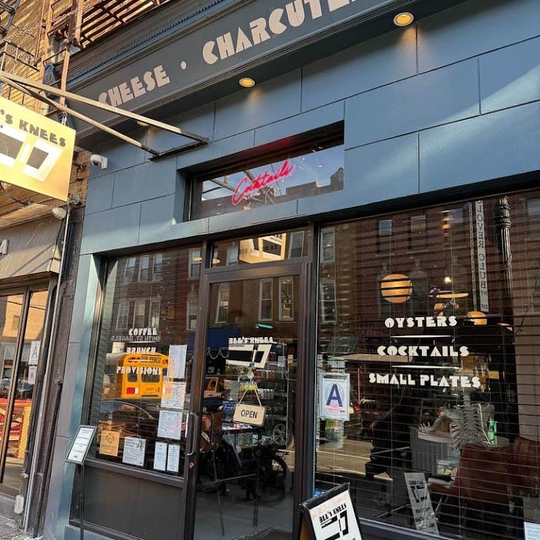 Bee's Knees Provisions, a cocktail bar in Carroll Gardens