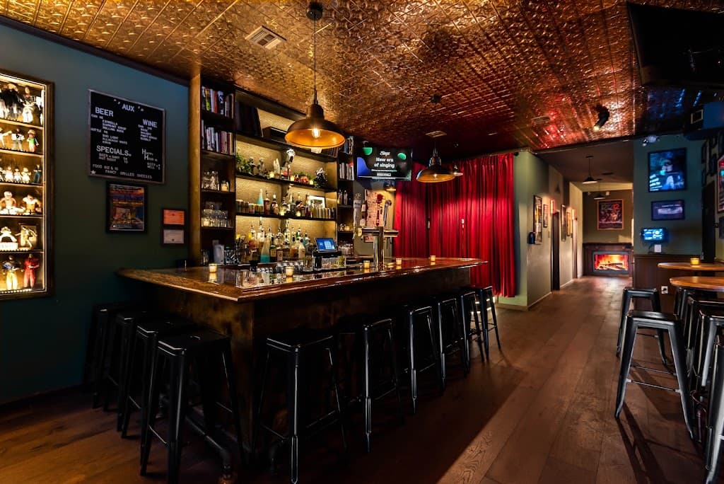 AUX Karaoke Box, Bed-Stuy bar