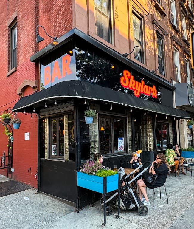 Skylark, Park Slope bar