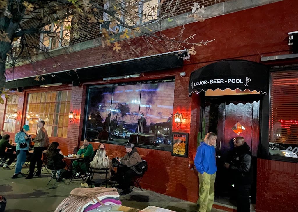Ray's Hometown Bar, Greenpoint