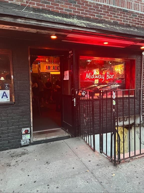 Midway, Williamsburg bar