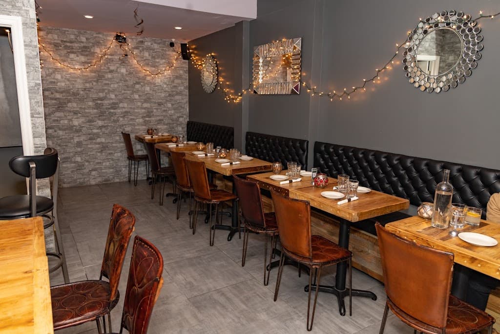 Mezquila Bar & Restaurant, Sunset Park bar