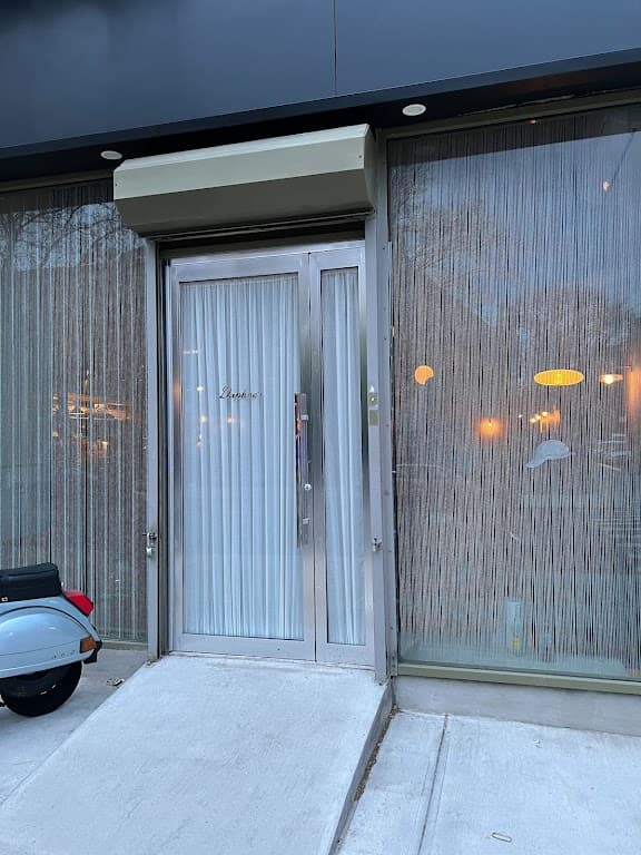 Daphne's, Bed-Stuy bar