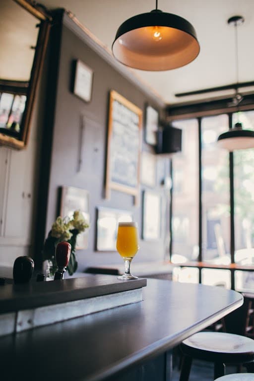 Glorietta Baldy, Bed-Stuy bar