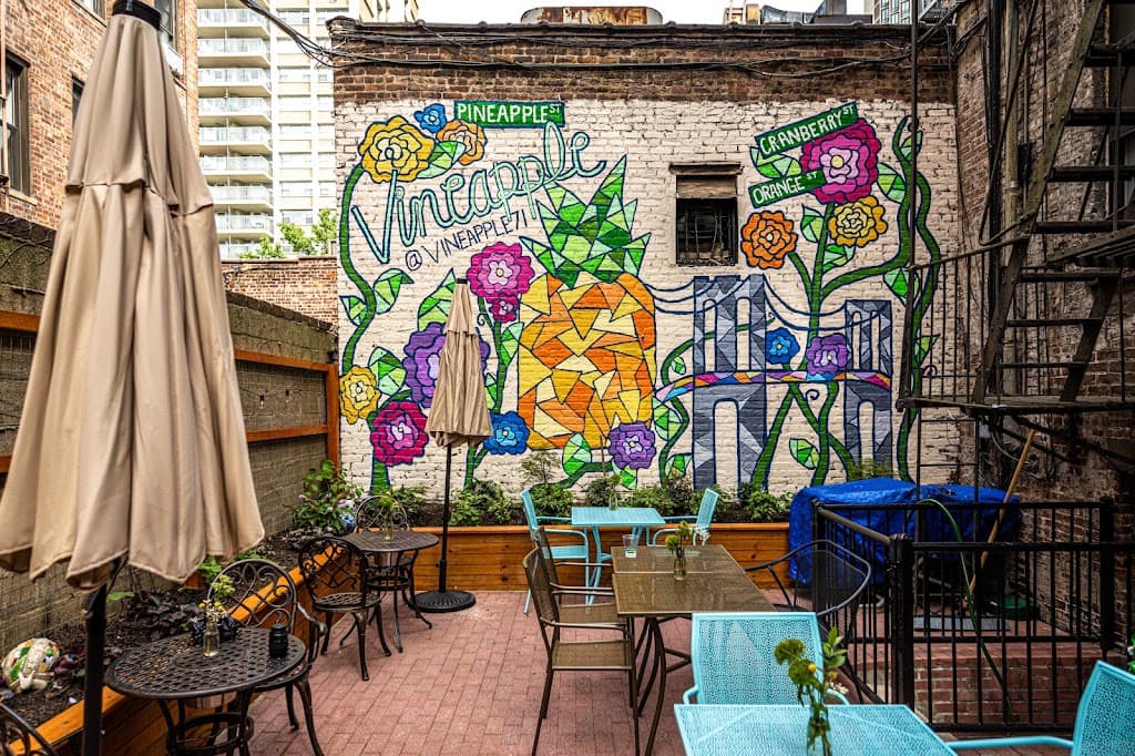 Vineapple, Brooklyn Heights