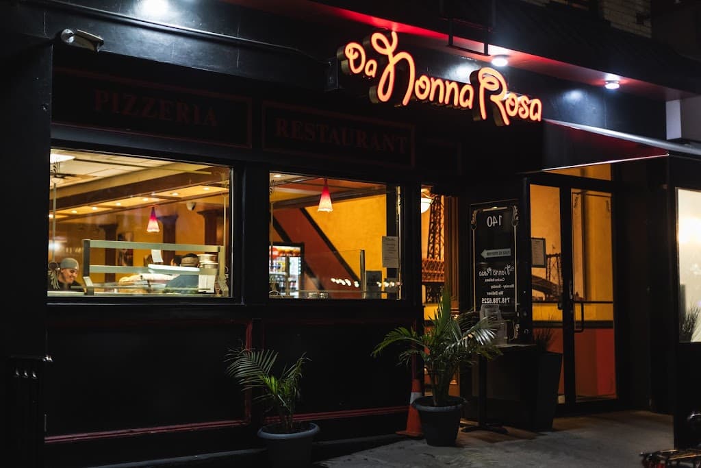 Da Nonna Rosa Restaurant & Pizzeria, a bar in Park Slope