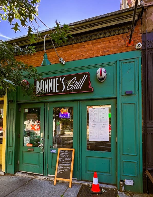 Bonnie's Grill, a bar in Park Slope