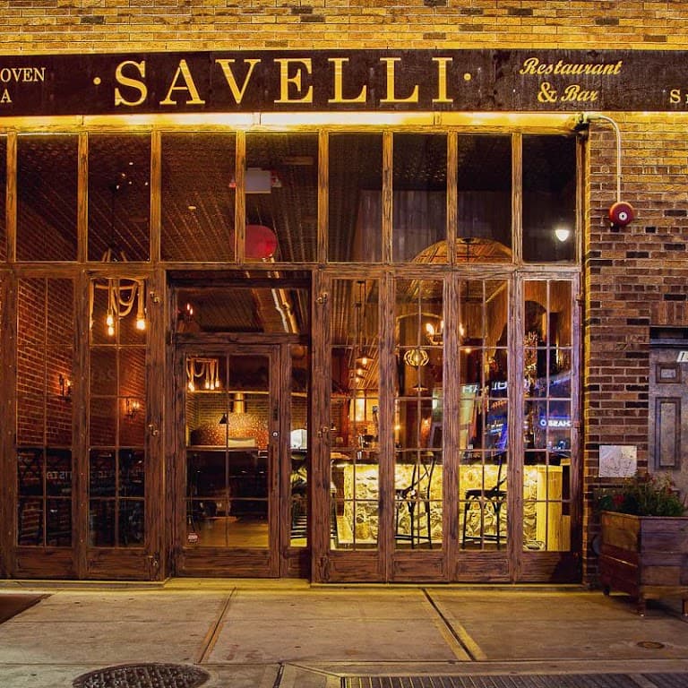 Savelli, a bar in Carroll Gardens