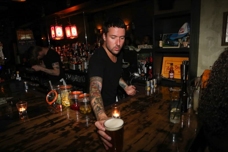 Lake Street Bar, Greenpoint bar