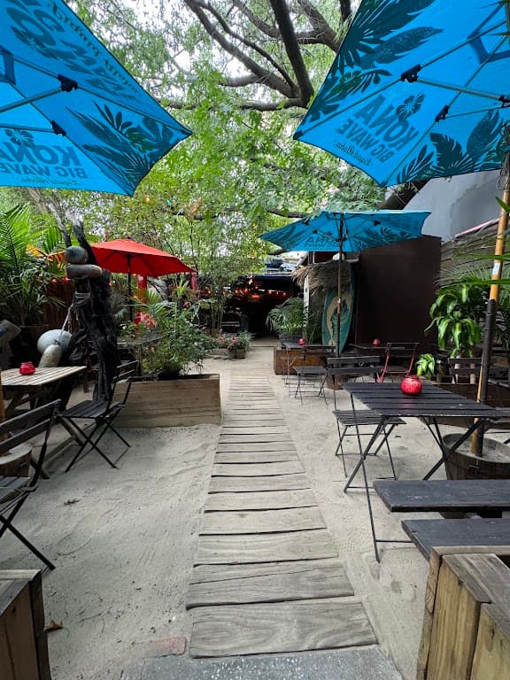 Surf Bar Seafood Restaurant & Grill, Williamsburg bar
