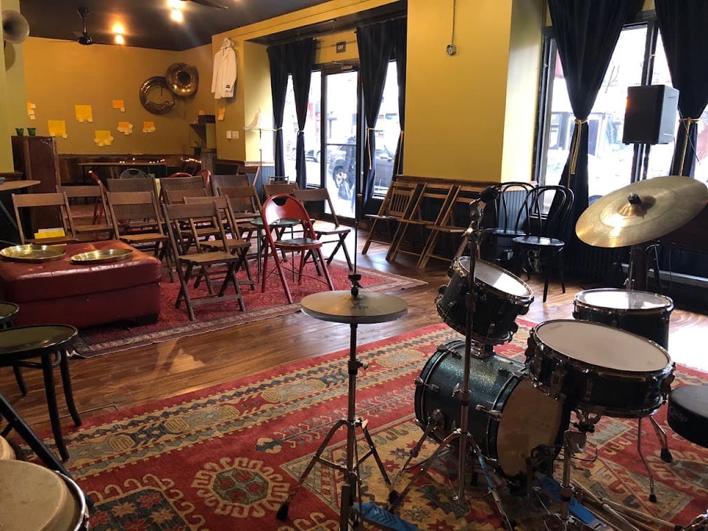 Salon on Kingston, Crown Heights bar