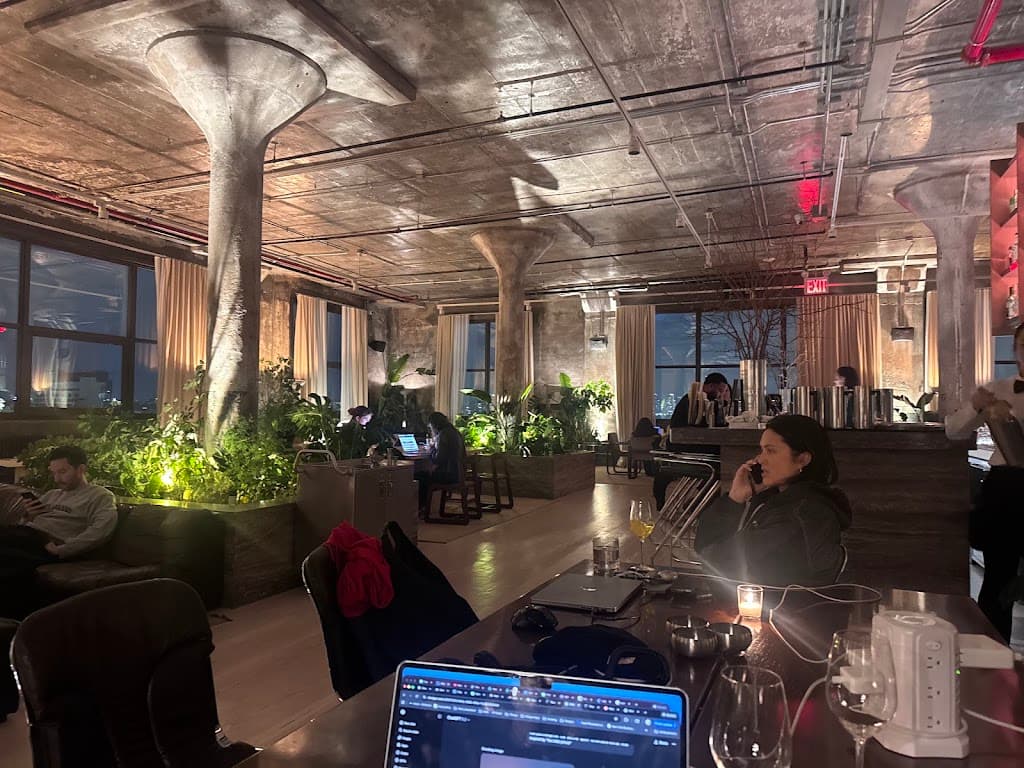 SAA, East Williamsburg bar