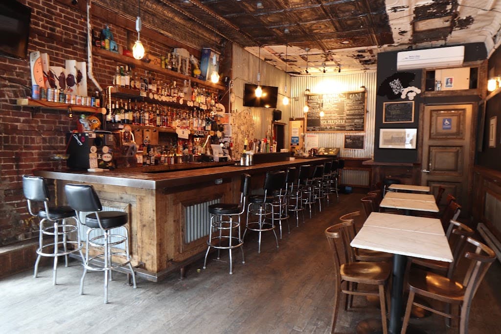 Moot Bar, Clinton Hill bar