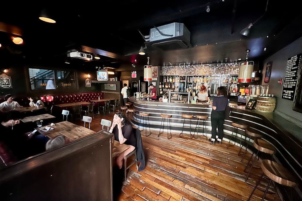Lo-Res Bar, Williamsburg bar
