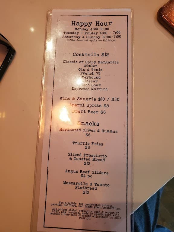 Plado Tasting Bar photo 3