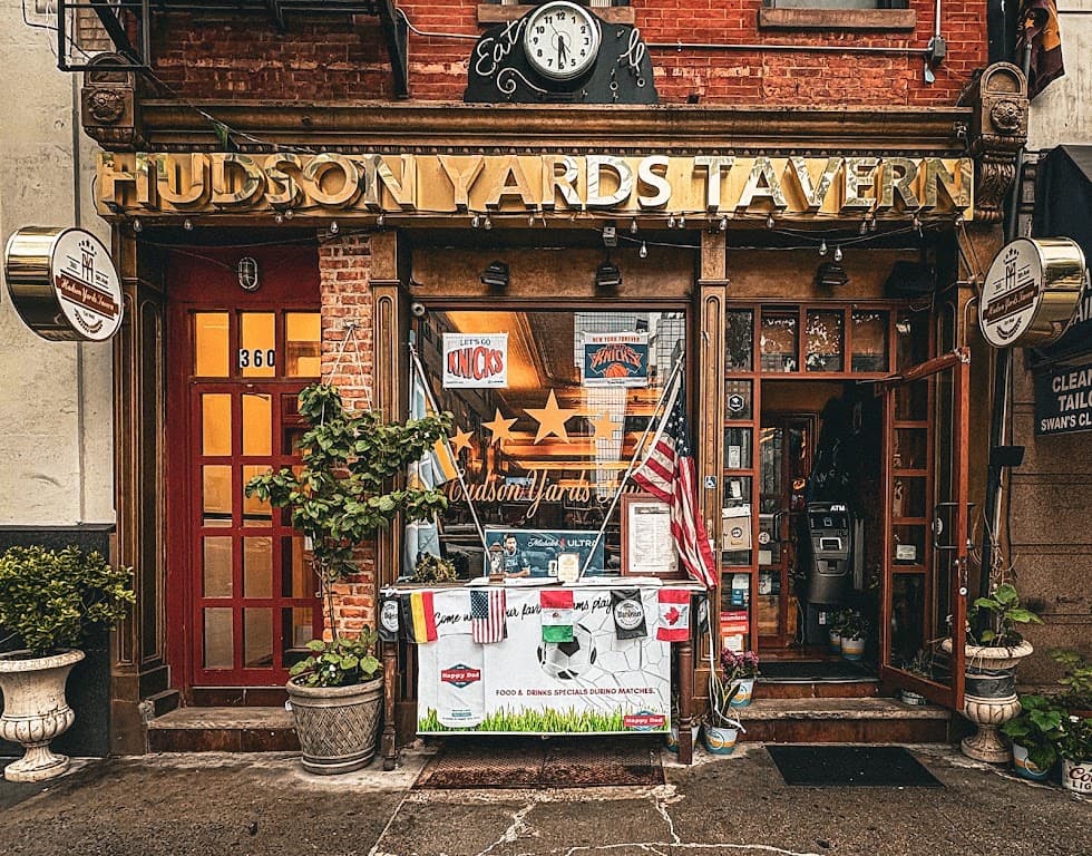 Hudson Yards Tavern, Chelsea bar