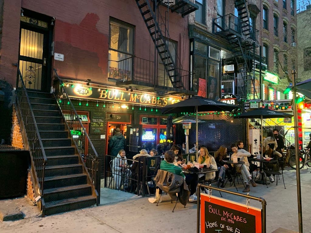 Bull McCabes, East Village bar