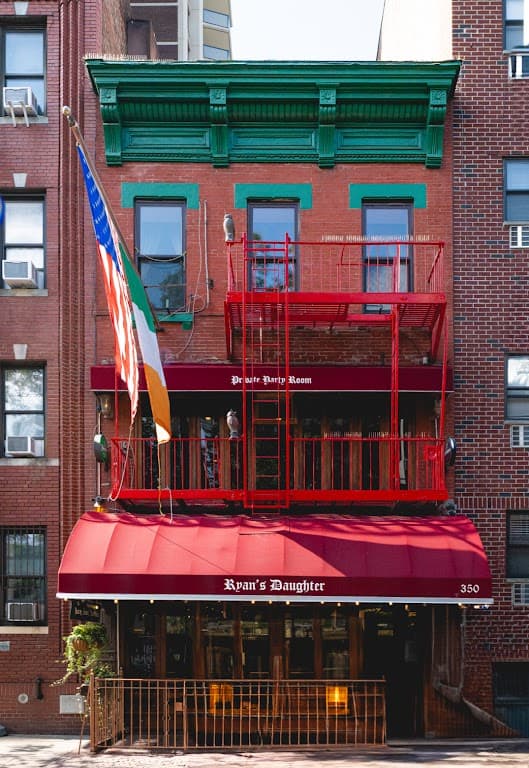 Ryan's Daughter, a pub in Upper East Side