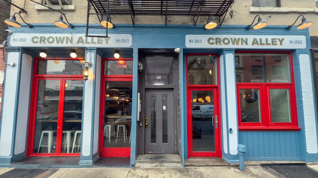 Crown Alley, a bar in Chelsea
