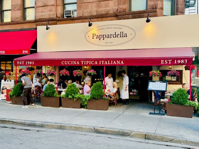 Pappardella, Upper West Side bar