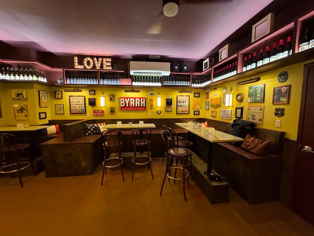 Vanguard Wine Bar (The Ansonia), Upper West Side bar