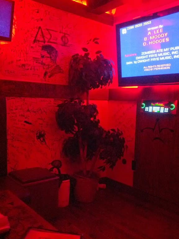 Karaoke K, Gramercy bar