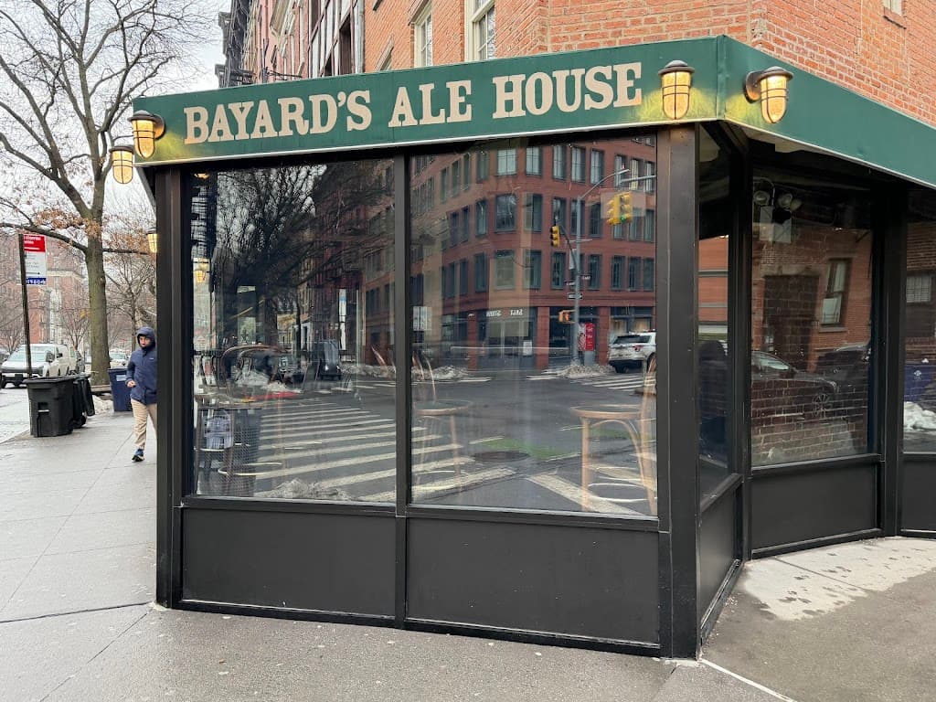 Bayard's Ale House, a irish pub in West Village
