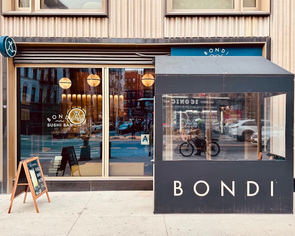 Bondi sushi, a bar in SoHo