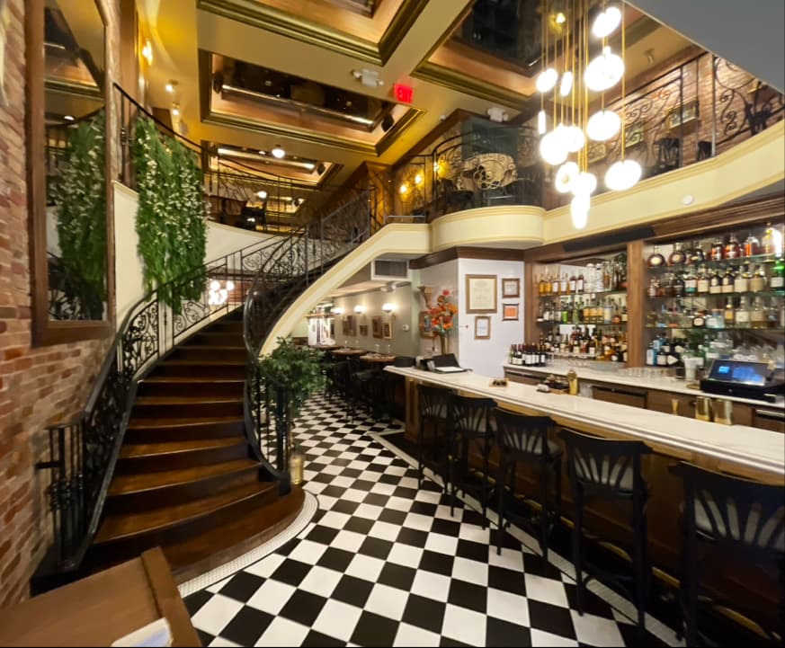 The Consulate - Midtown, Midtown bar