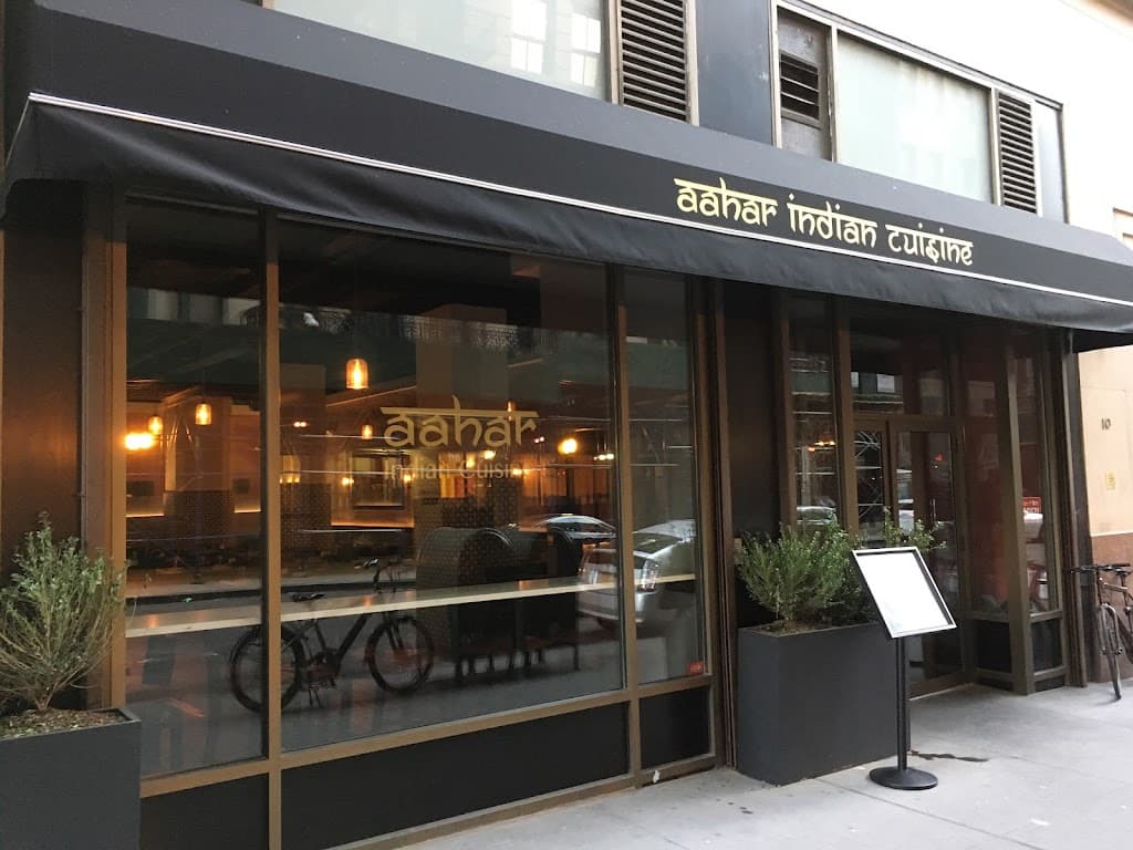 Aahar, Financial District bar