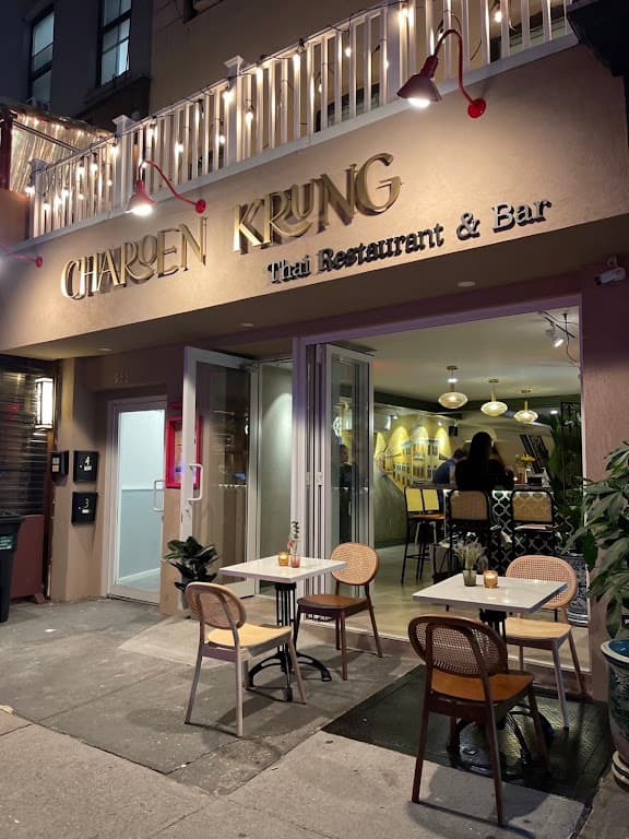 Charoen Krung Thai, Midtown bar