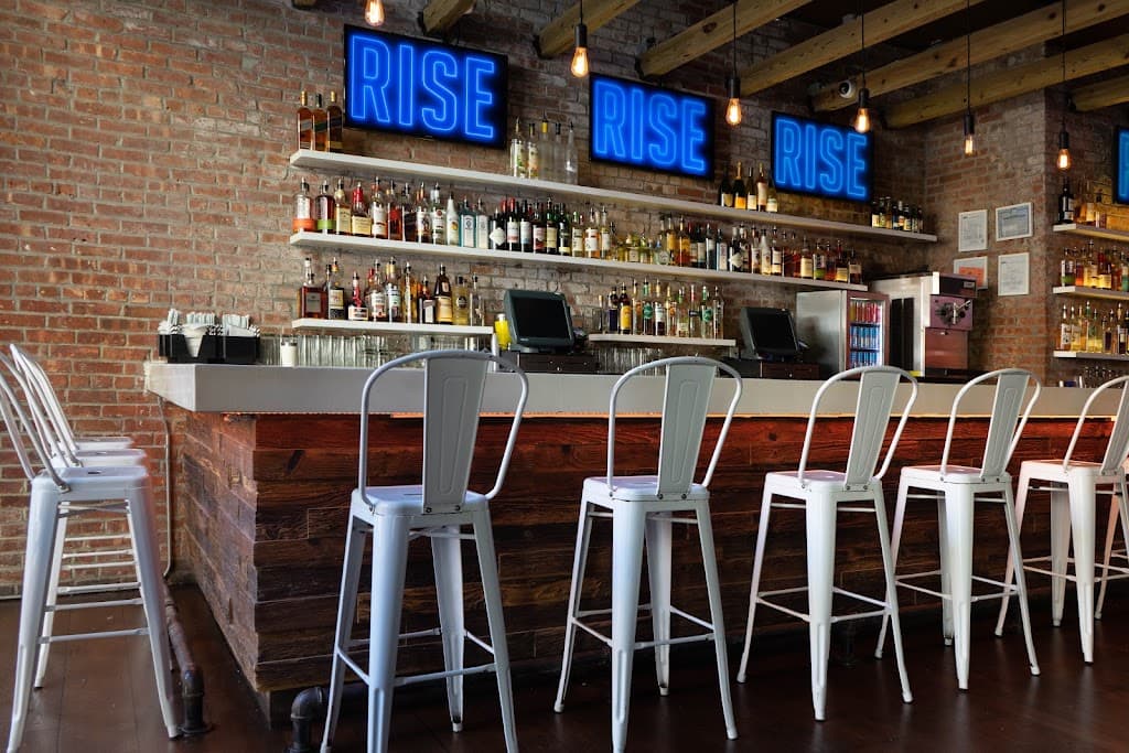 Rise Bar, Hell's Kitchen bar