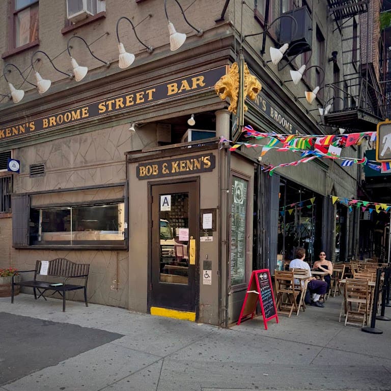 Kenn's Broome Street Bar, SoHo bar