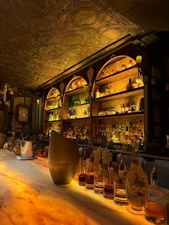 Apotheke Chinatown, Lower East Side bar