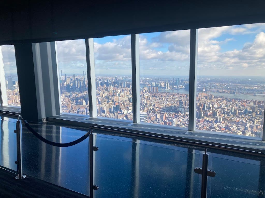 Upon The Palace, a bar in Tribeca