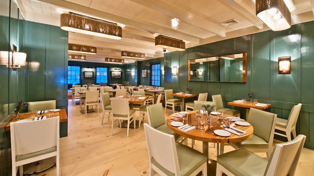 Crave Fishbar Upper West Side | Raw Bar & Seafood restaurant, Upper West Side bar