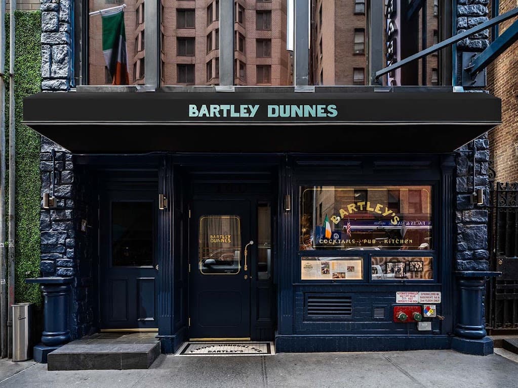 Bartley's, Midtown bar