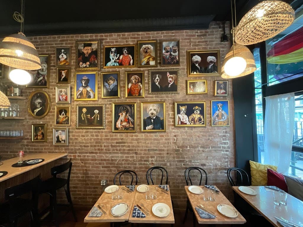 WEST10WEST, a bar in West Village