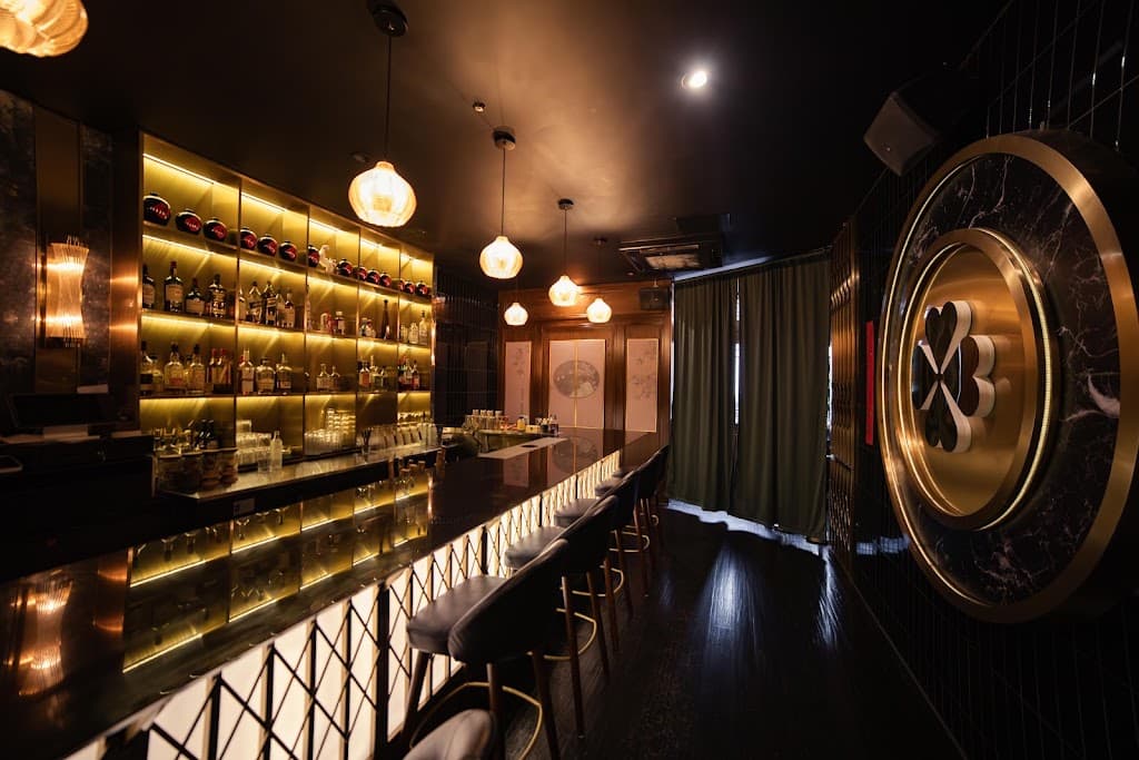 Jade & Clover, Lower East Side bar