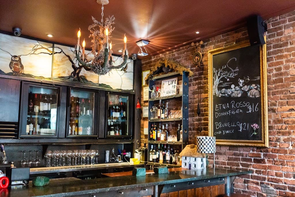 Sofia Wine Bar, Midtown bar