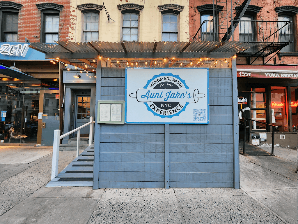 Aunt Jake's, Upper East Side bar
